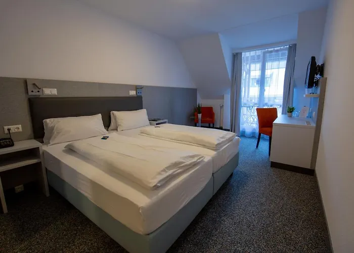 Hotel Lamm Höchberg