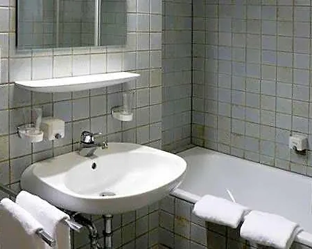 Lamm Hotel 3*